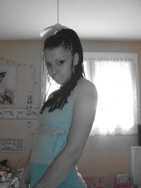 ...^^...MOI